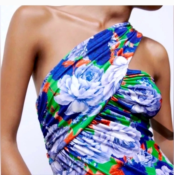 ZARA One Sleeve Floral Asymmetric Bodysuit - Picture 2 of 14